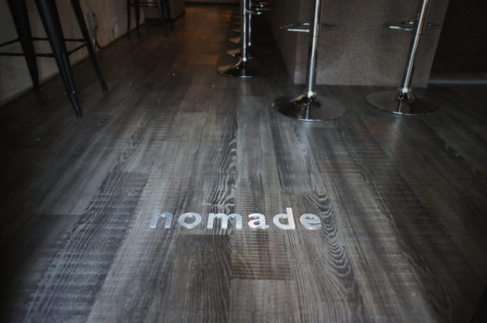 ステンレスヘアラインサイン