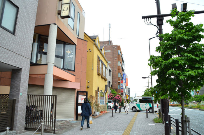 ロゴ　看板　ファサード　デザイン